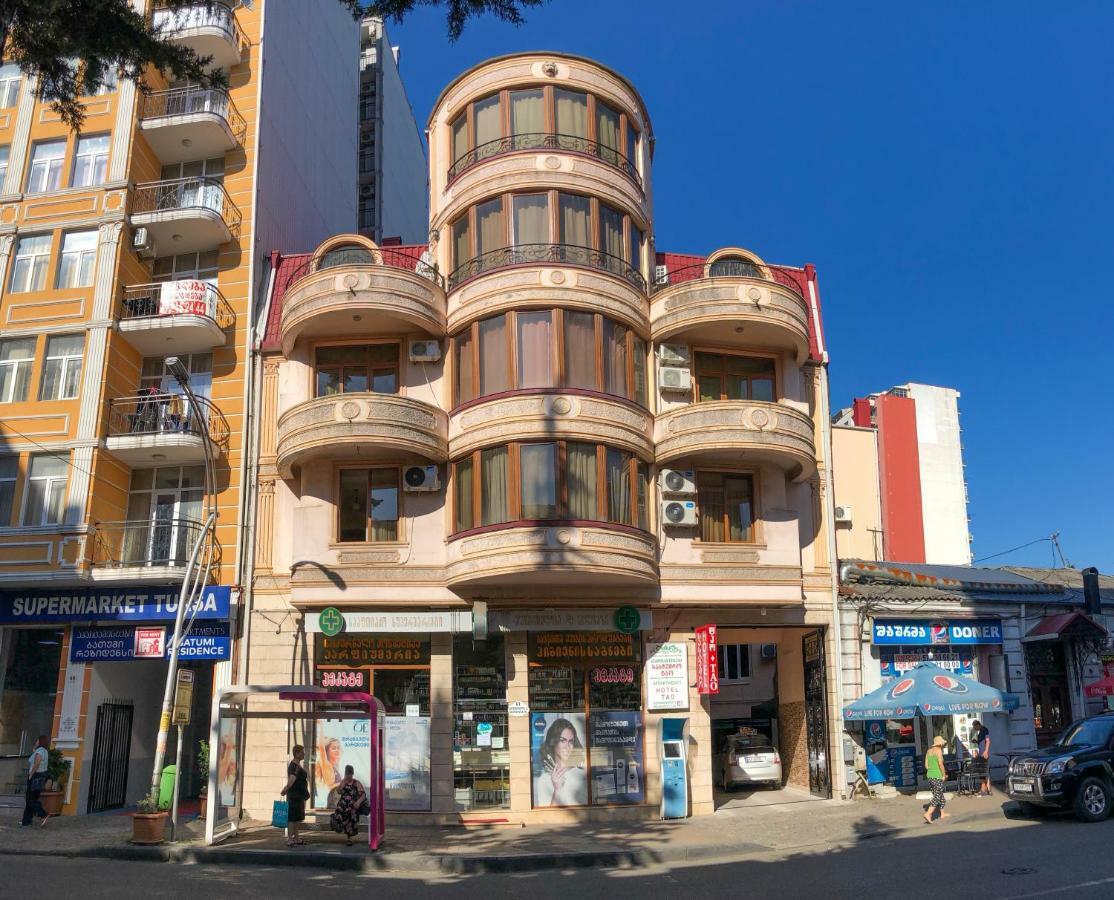 Hotel Tao Batoemi Buitenkant foto